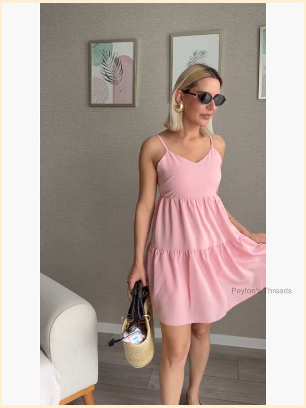Flowy V-Neck Spaghetti Strap Tiered Mini Swing Skater Dress - Picture 6 of 7